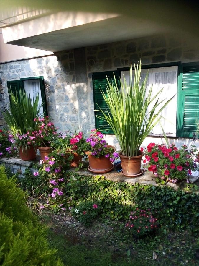 Casa Sylviane Villa Pietrabruna Buitenkant foto